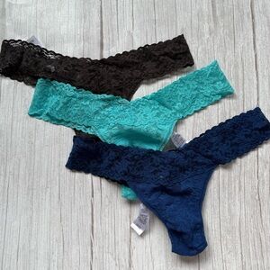 Hanky Panky Signature Lace Low Rise Thong Set Of 3